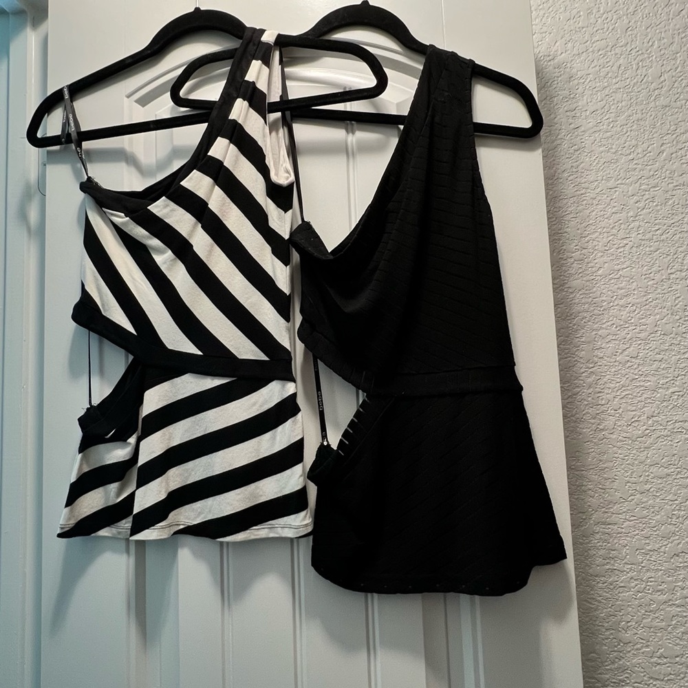 Sleeves tops, selling both together.